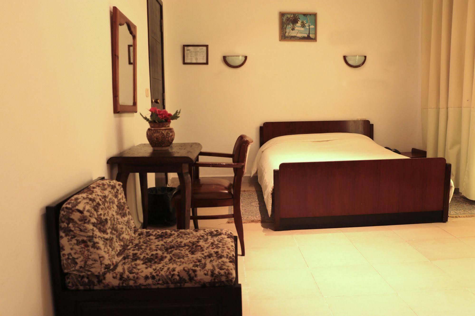 Hotel Saint Georges Туніс Екстер'єр фото