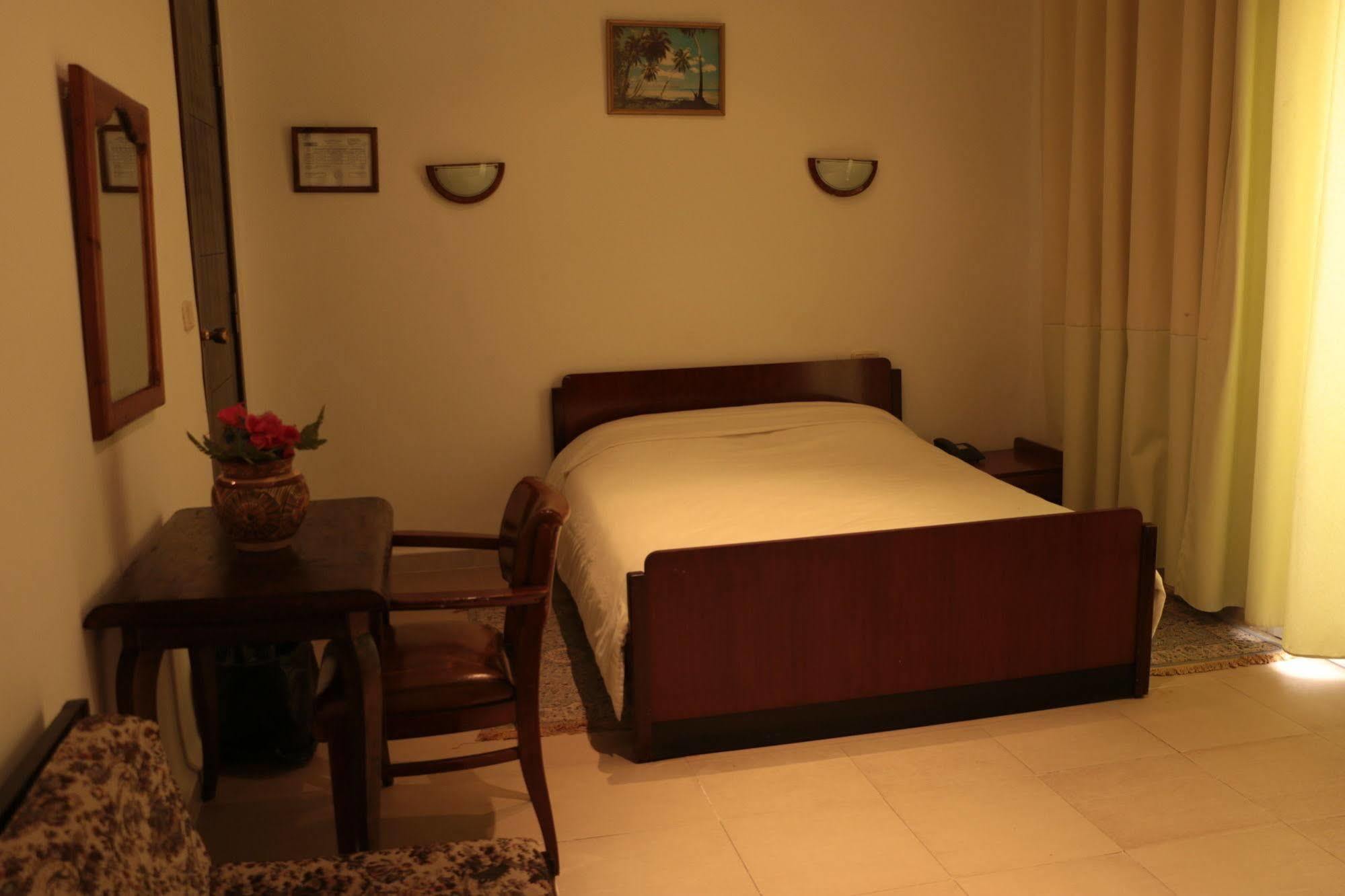 Hotel Saint Georges Туніс Екстер'єр фото